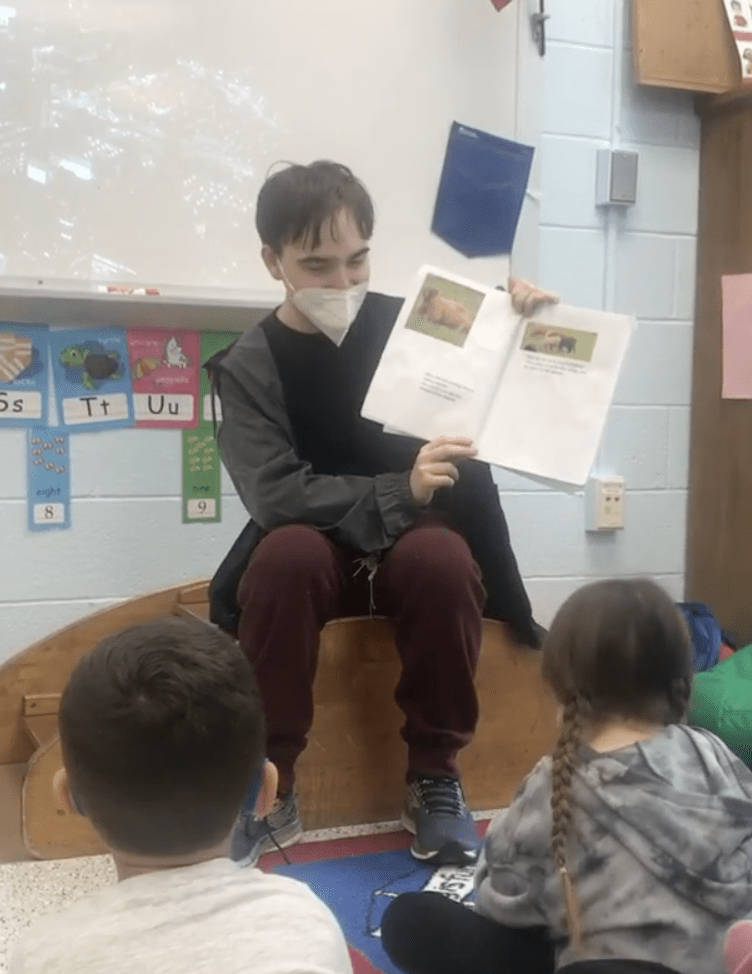 Ben Reading To Kids